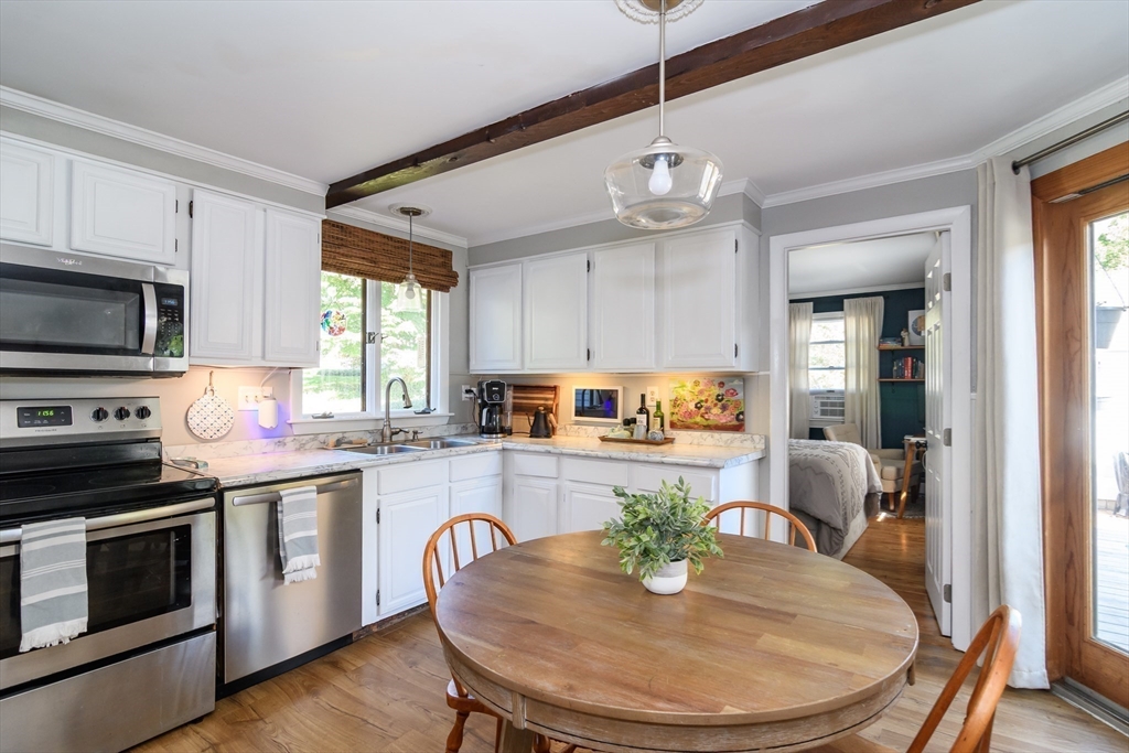 44 Cotuit Road Bourne, MA 02532 - Photo 10 of 32