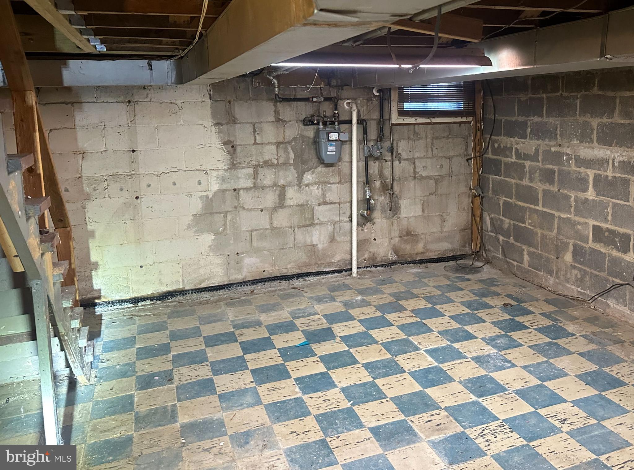 116 Hillvale Road Baltimore, MD 21229 - Photo 16 of 16 Interior