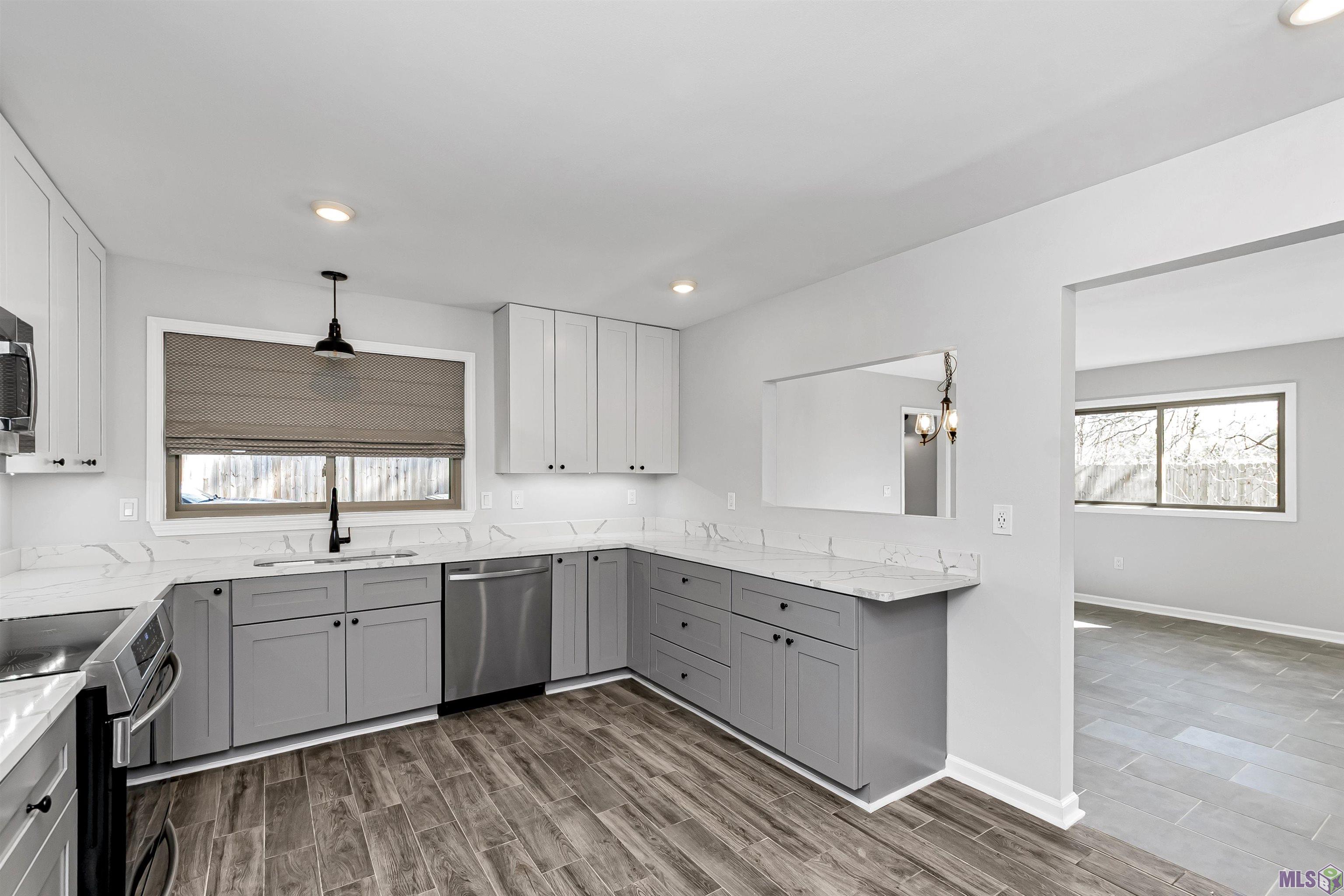 8320 Rainbow Drive Baton Rouge, LA 70809 - Photo 1 of 25 Gallery Image 1