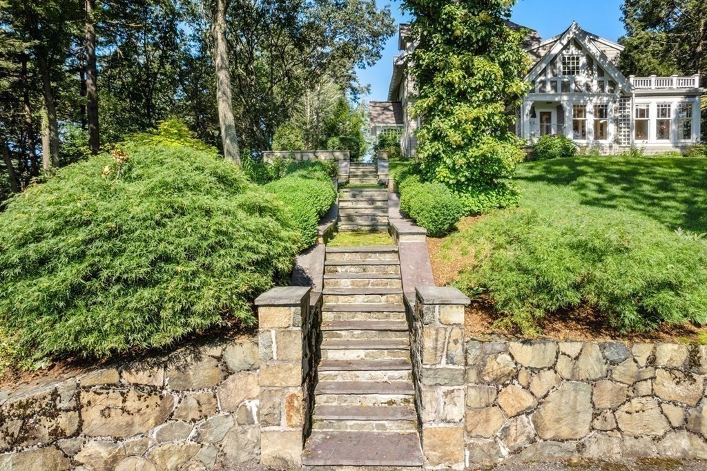 209 Meadowbrook Road Weston, MA 02493 - Photo 29 of 32 a view of a pathway both side of yard