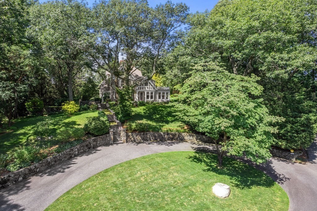 209 Meadowbrook Road Weston, MA 02493 - Photo 4 of 32 a view of yard with green space