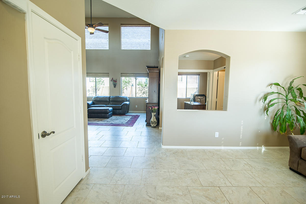 1194 West Love Road San Tan Valley, AZ 85143 - Photo 13 of 35 1194_wLoveRd_SanTanValley-71