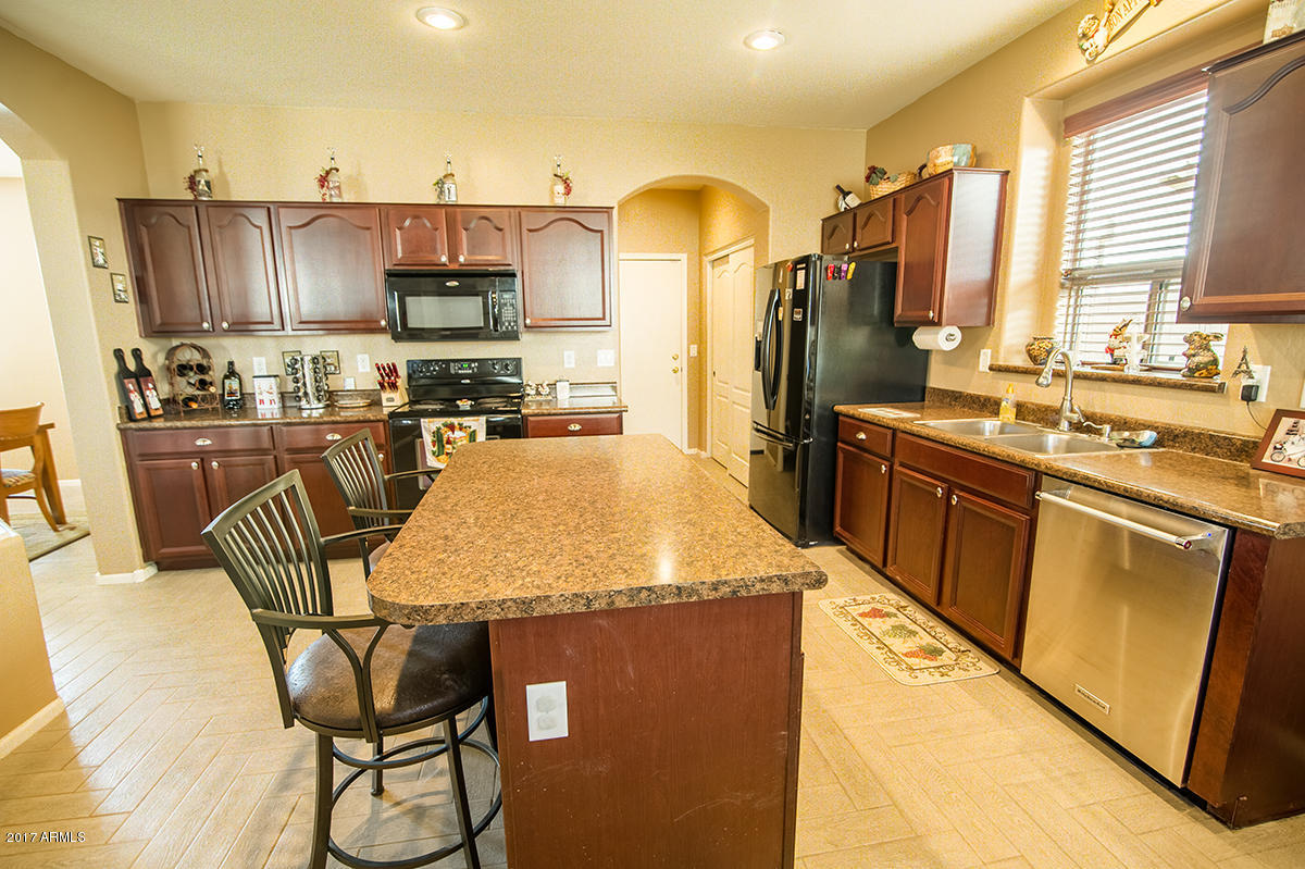 1194 West Love Road San Tan Valley, AZ 85143 - Photo 2 of 35 1194_wLoveRd_SanTanValley-80