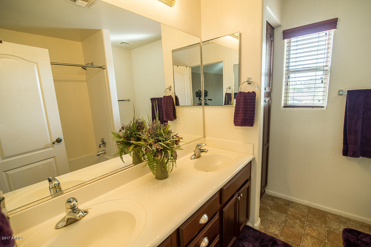 1194 West Love Road San Tan Valley, AZ 85143 - Photo 27 of 35 1194_wLoveRd_SanTanValley-28