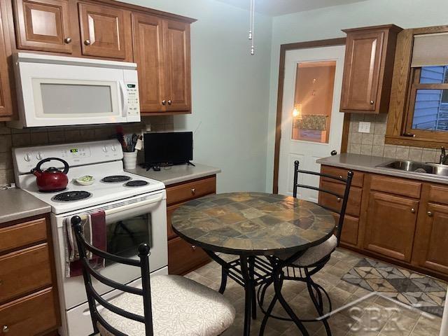 3880 West Vassar Road Reese, MI 48757 - Photo 11 of 13 50064759-10.JPG