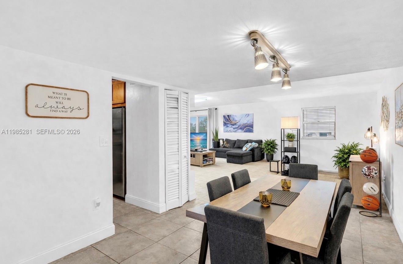 1236 Alton Road, Unit 304 Miami Beach, FL 33139 - Photo 8 of 29