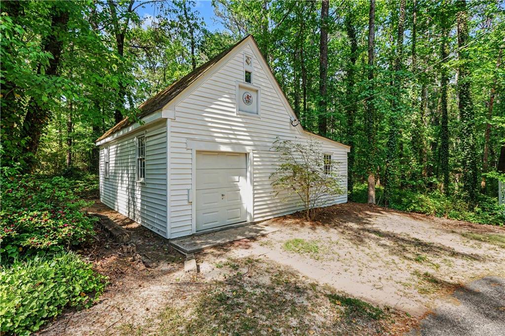 3425 North Sharon Church Road Loganville, GA 30052 - Photo 9 of 32
