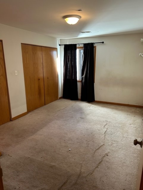 10620 Brooks Lane, Unit 2C2 Chicago Ridge, IL 60415 - Photo 10 of 12 a view of an empty room