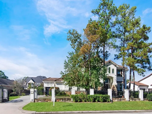 $1,650,000 | 7242 Lake Paloma Trail, The Woodlands, TX 77389