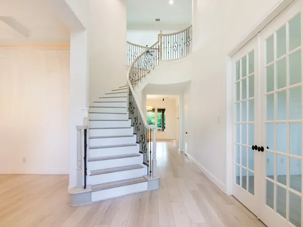 $1,650,000 | 7242 Lake Paloma Trail, The Woodlands, TX 77389