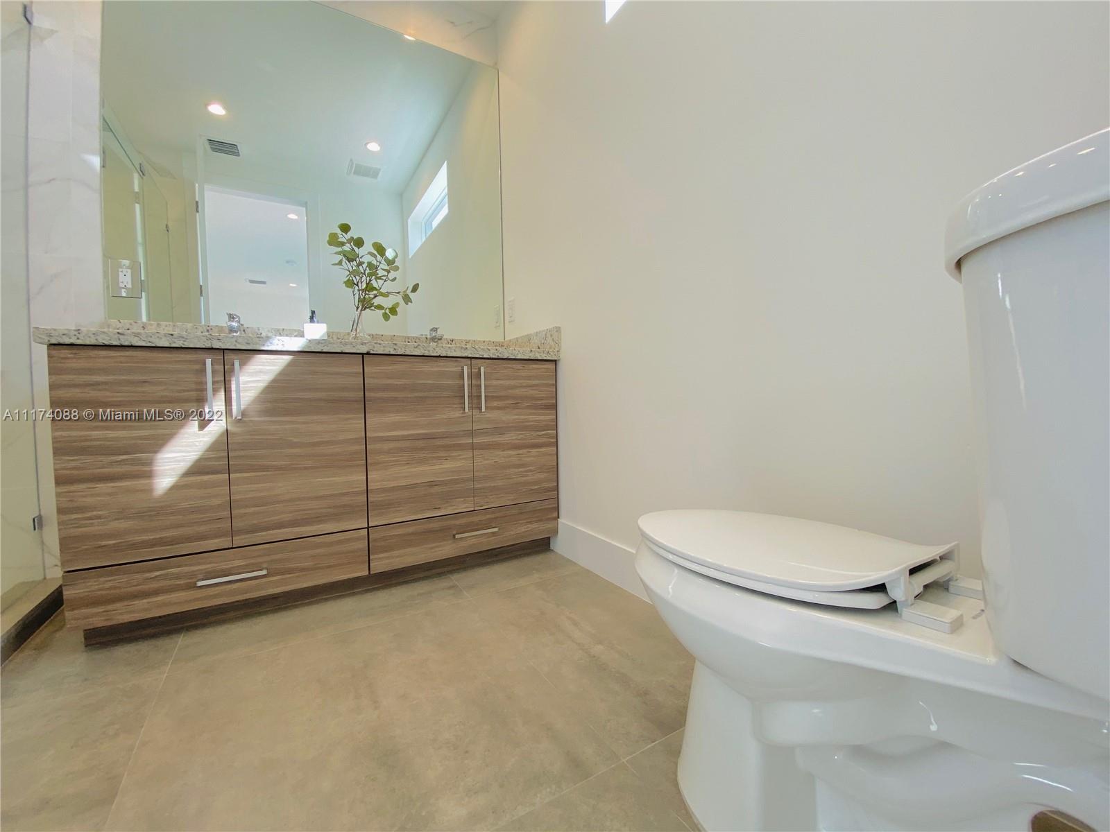 3653 Southwest 25th Street, Unit 3653 Miami, FL 33133 - Photo 16 of 26