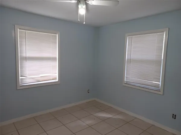 $2,950 | 371 Gokchoff Road, Fort Pierce, FL 34945