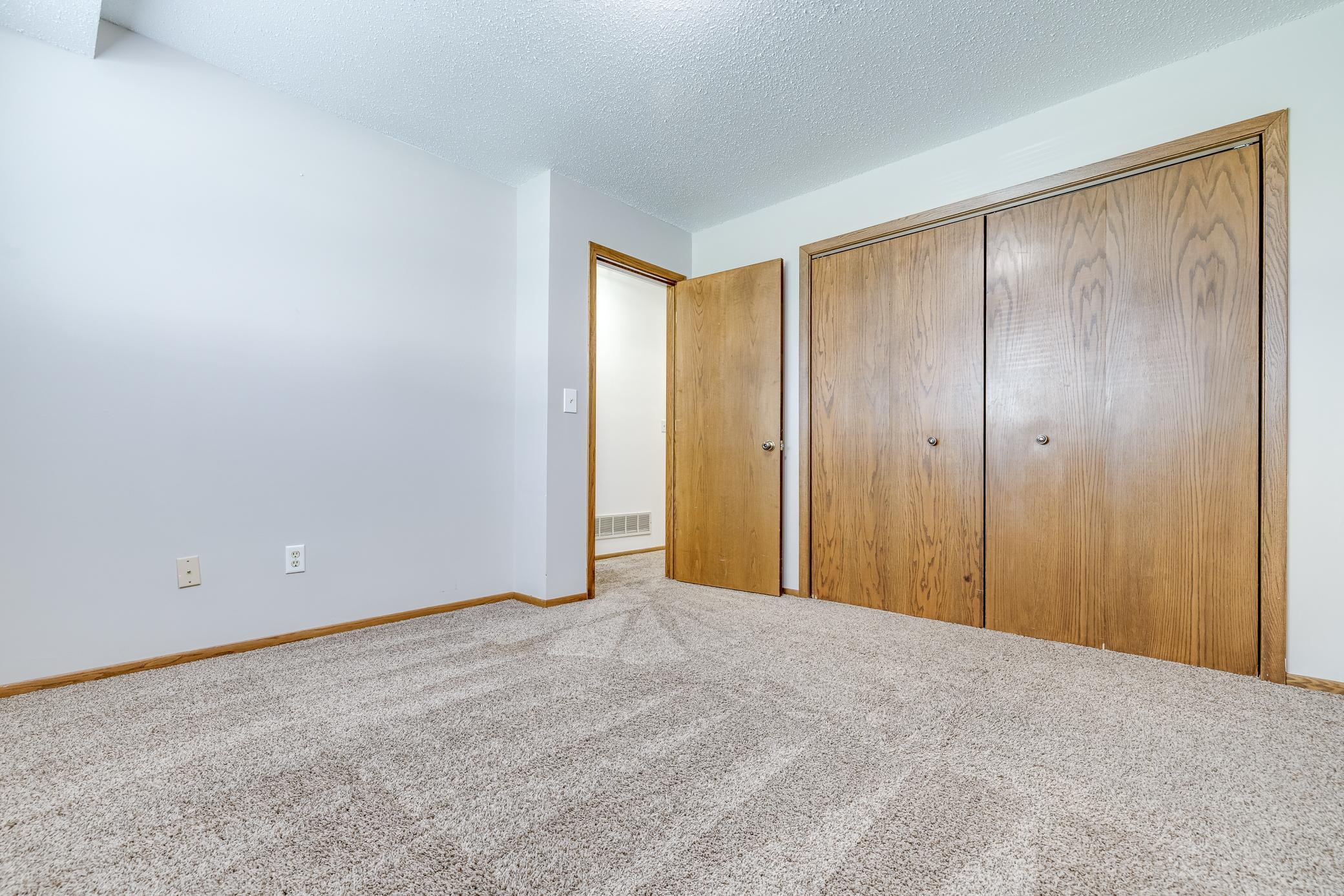 3418 Chalet View Lane Northwest Rochester, MN 55901 - Photo 21 of 28