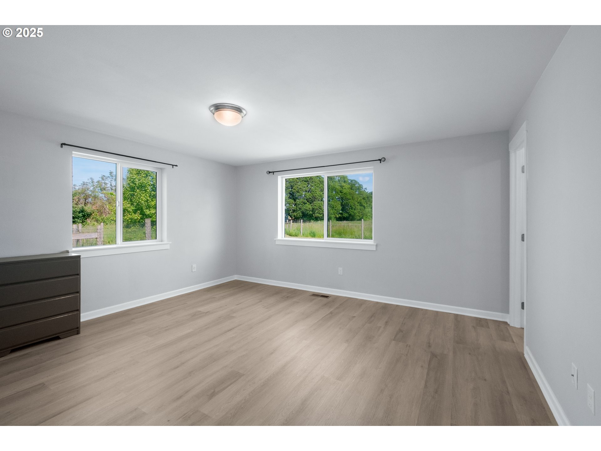 5615 Macleay Road Southeast Salem, OR 97317 - Photo 18 of 45 Gallery Image 18