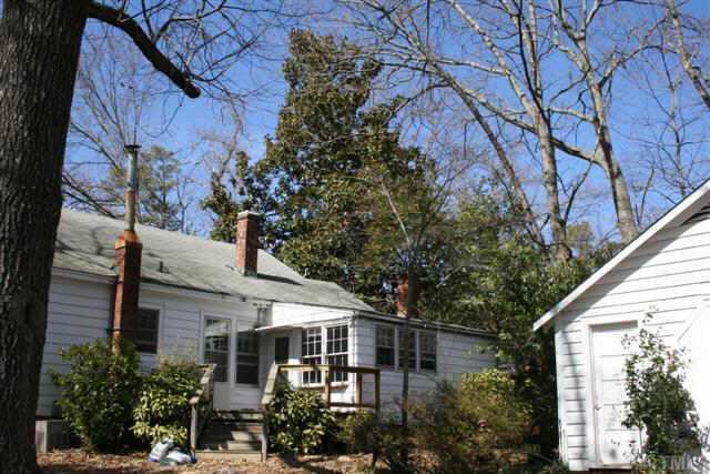 1508 Ridge Road Raleigh, NC 27607 - Photo 7 of 10 a front view of a house with garden