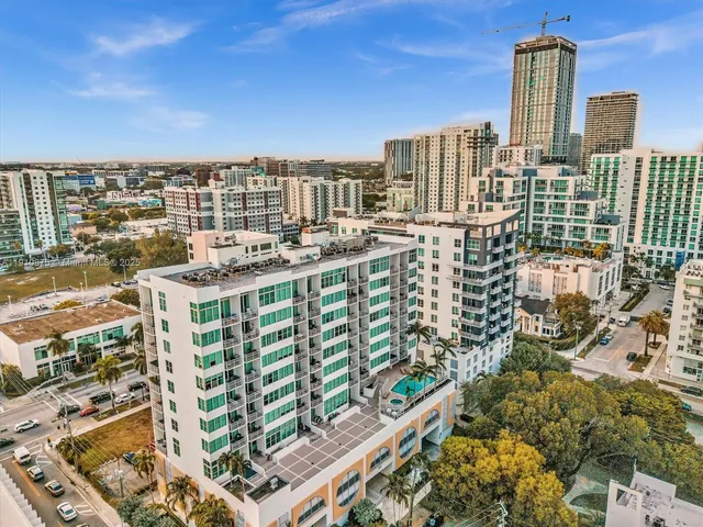 a view of a walk in closet