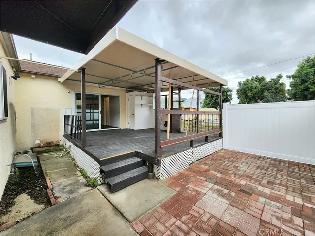 a view of outdoor space