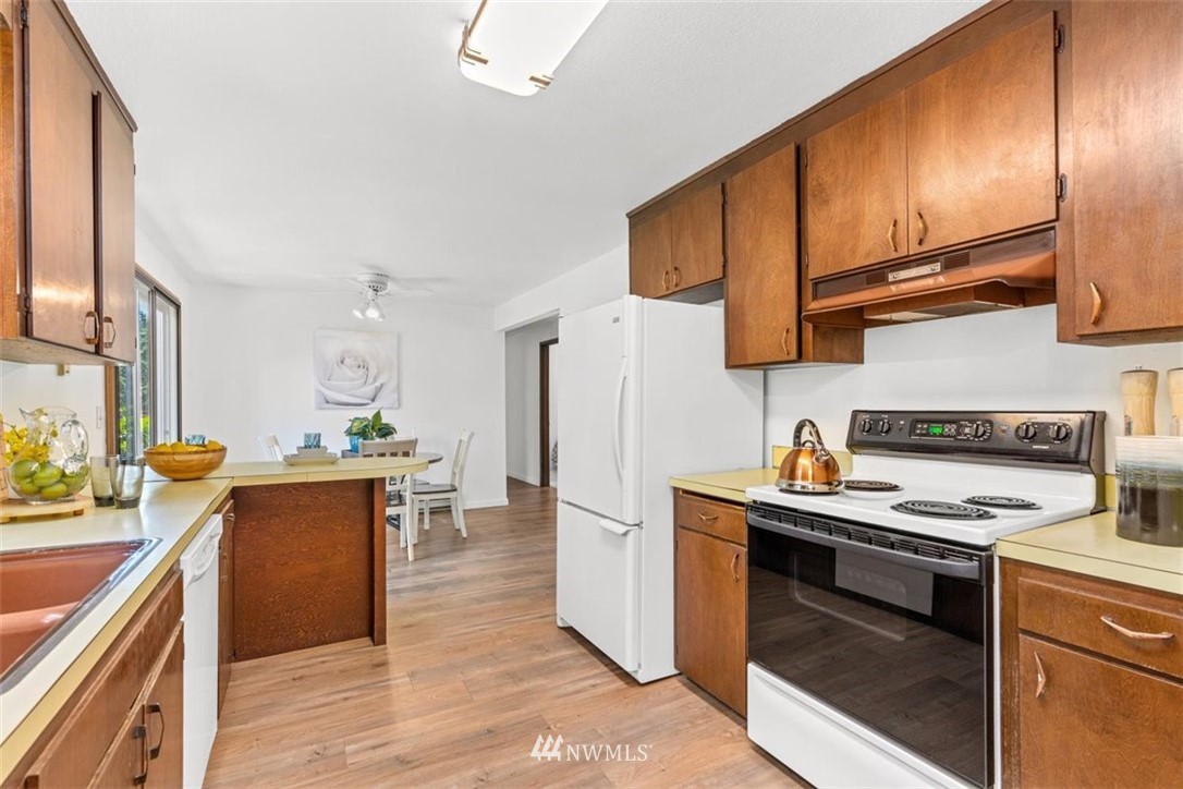 22307 17th Place West Bothell, WA 98021 - Photo 14 of 26