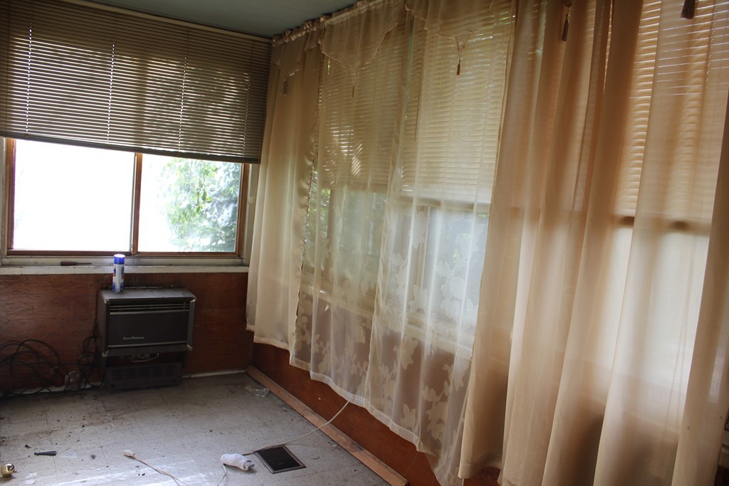 610 Sunderland Road Worcester, MA 01604 - Photo 10 of 14 Gallery Image 10