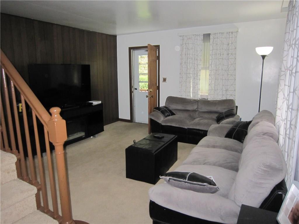 1183 Lovedale Road Elizabeth, PA 15037 - Photo 10 of 17 Gallery Image 10