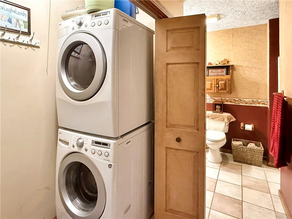 343 Mt Jackson Road New Castle, PA 16102 - Photo 12 of 23