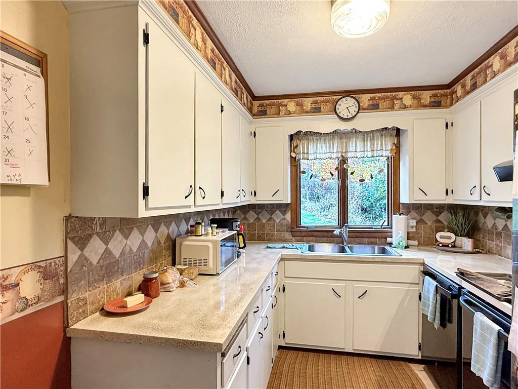 343 Mt Jackson Road New Castle, PA 16102 - Photo 17 of 23