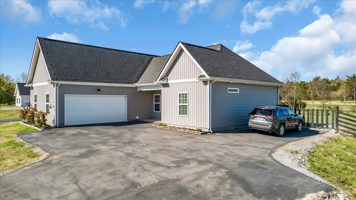 3164 Rucker Road Christiana, TN 37037 - Photo 3 of 67 a view of a car in front of a house