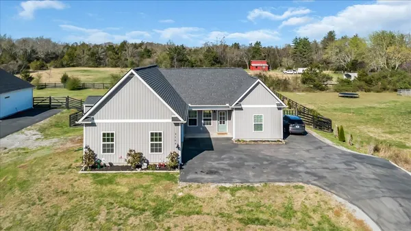$404,900 | 3164 Rucker Road, Christiana, TN 37037