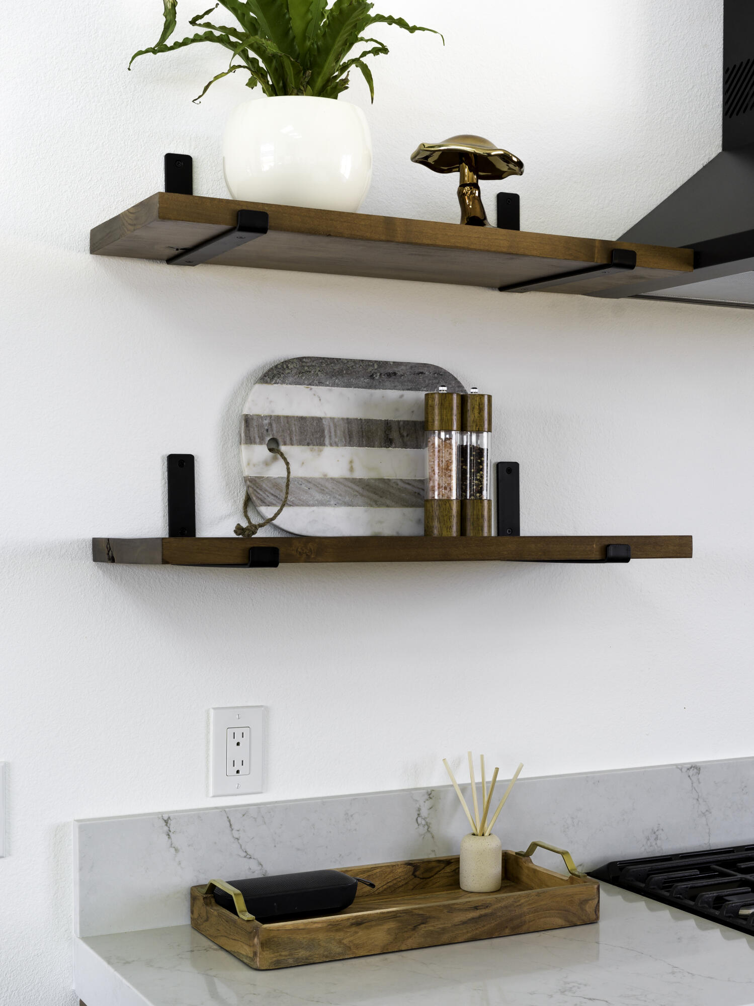 59130 Reche Road Landers, CA 92285 - Photo 19 of 71 a kitchen with a stove and a microwave