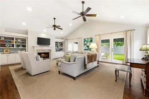 $1,475,000 | 8115 Chadbourne Road, Dallas, TX 75209