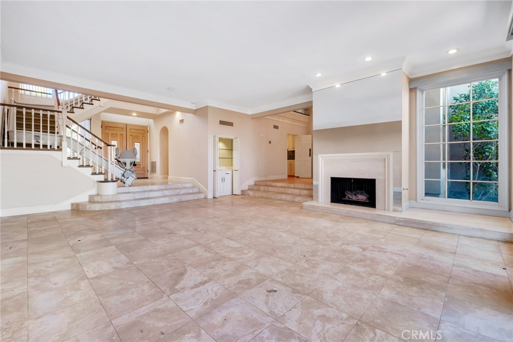 12305 Ridge Circle Los Angeles, CA 90049 - Photo 25 of 59