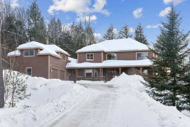 $1,695,000 | 20 Fairway Drive, Newry, ME 04261