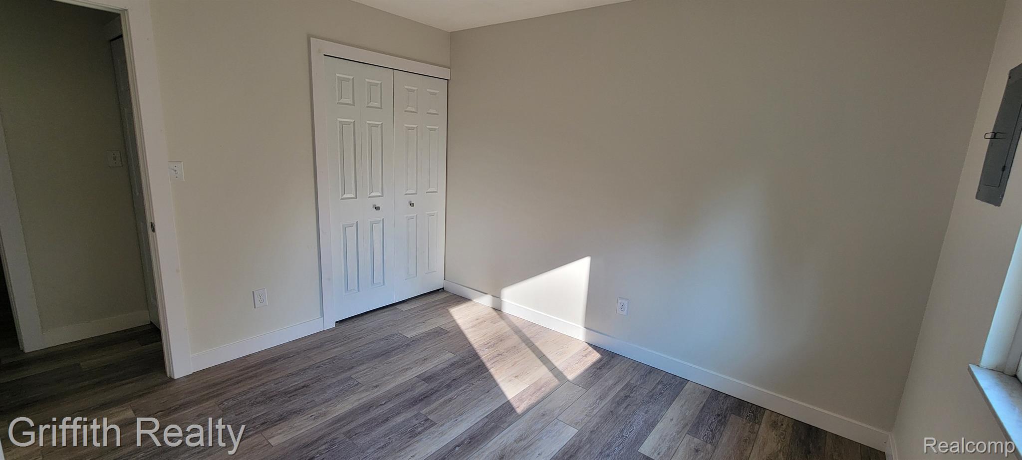 297 O'Doherty Road Brighton, MI 48116 - Photo 9 of 17 Gallery Image 9
