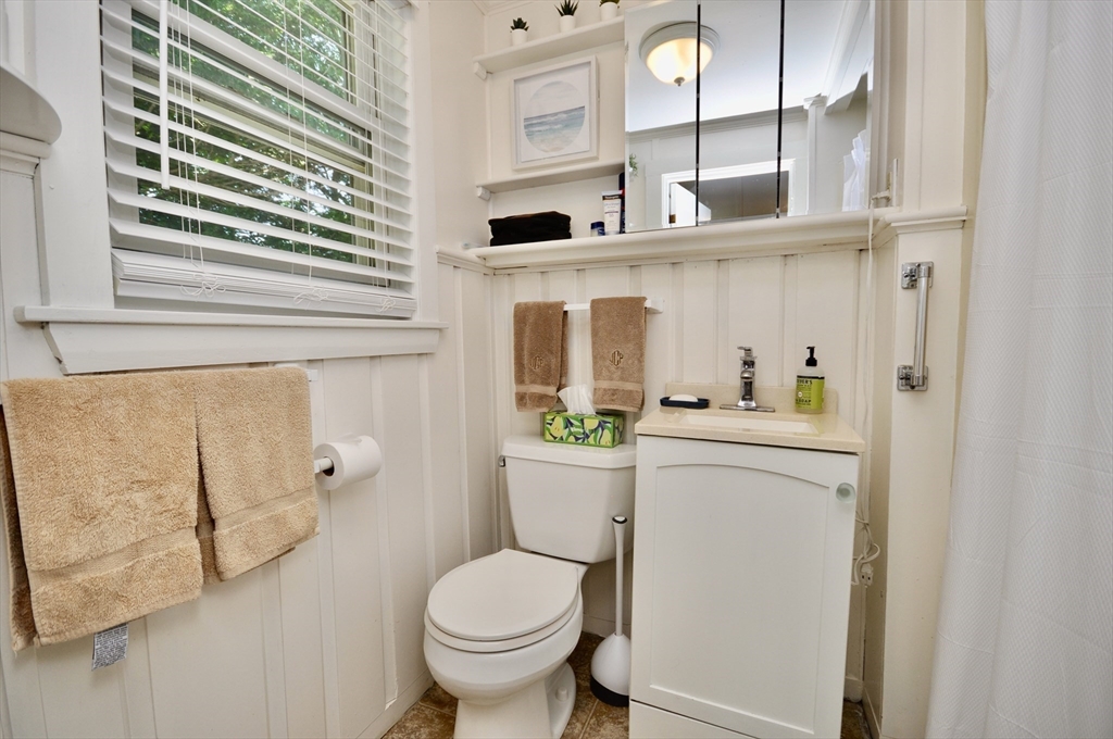 28 Cochituate Road Plymouth, MA 02360 - Photo 11 of 16
