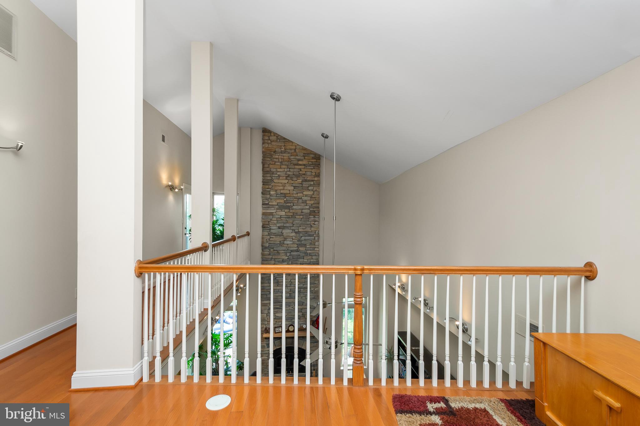 9211 Ox Road Lorton, VA 22079 - Photo 20 of 44 a view of a balcony