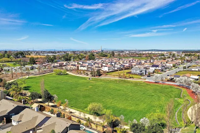 a view of a outdoor space