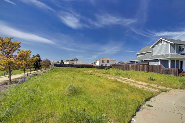 a view of a swimming pool