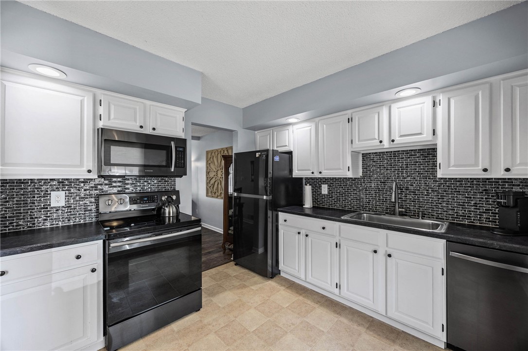 571 French Road Brighton, NY 14618 - Photo 18 of 50