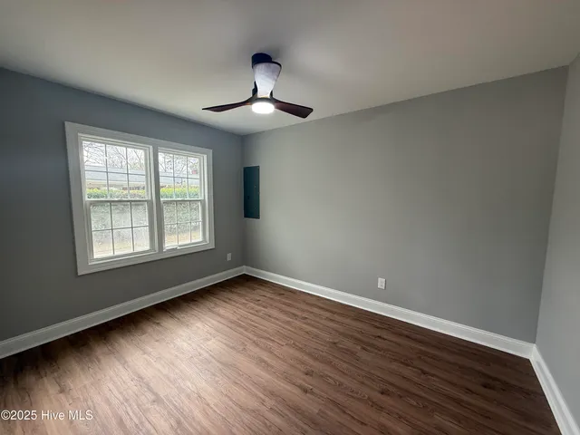 $299,900 | 203 Stewart Avenue, Clinton, NC 28328