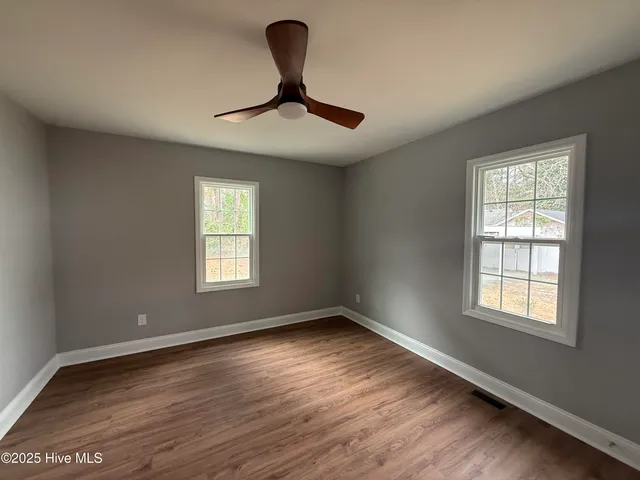 $299,900 | 203 Stewart Avenue, Clinton, NC 28328