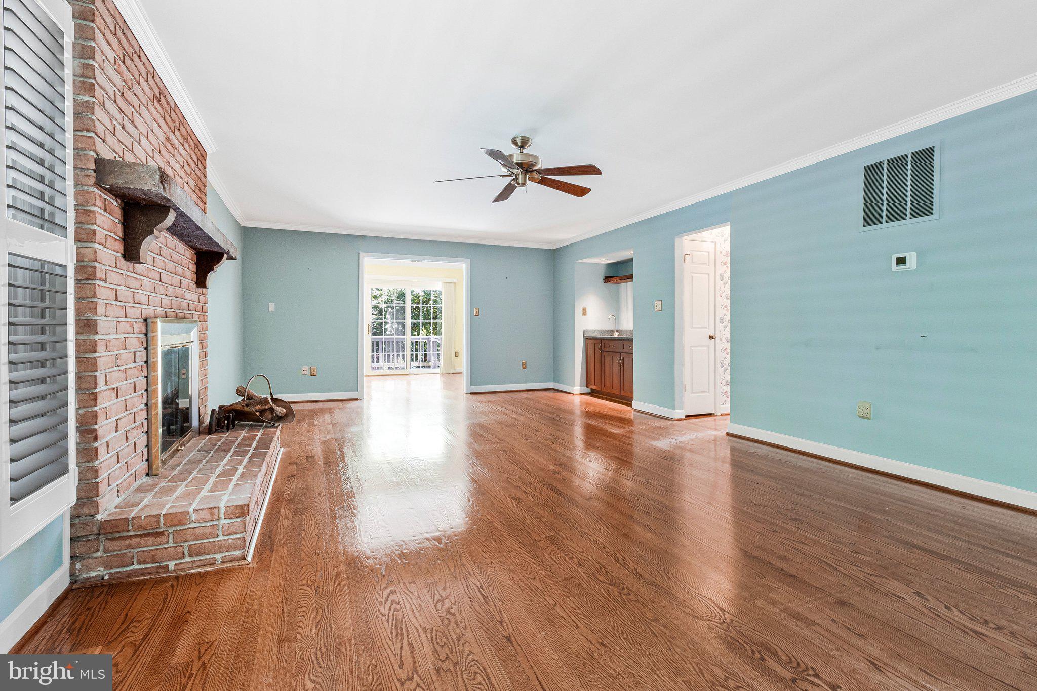 1750 Wexford Way Vienna, VA 22182 - Photo 15 of 67