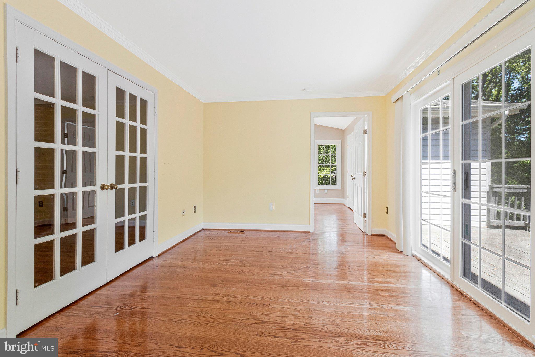 1750 Wexford Way Vienna, VA 22182 - Photo 10 of 67