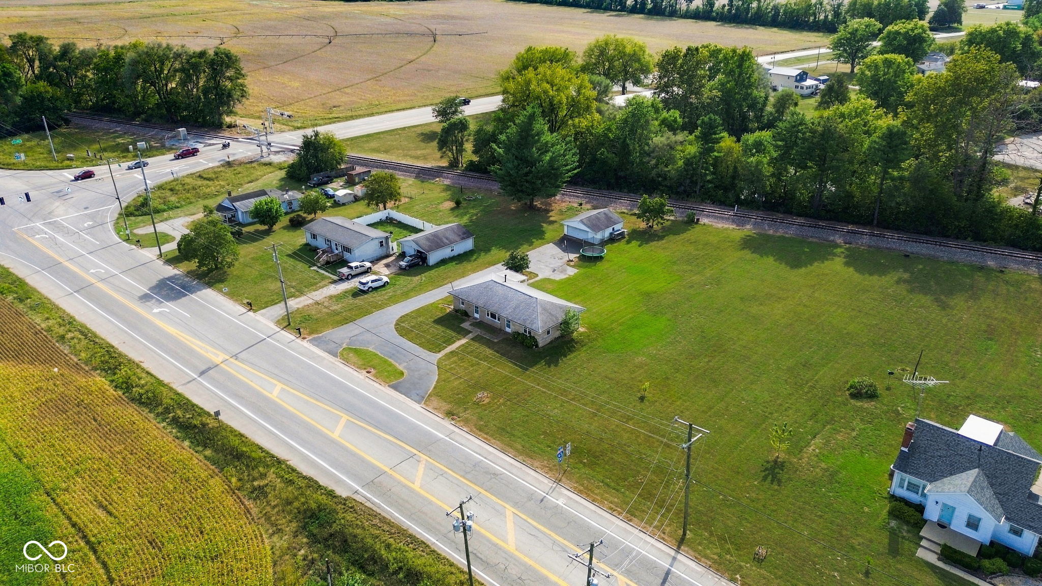 6954 South Jonesville Road Columbus, IN 47201 - Photo 24 of 32 Gallery Image 24