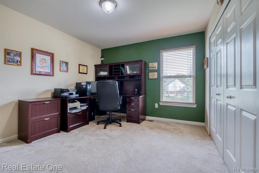 3751 Hogan Circle Rochester Hills, MI 48307 - Photo 22 of 47