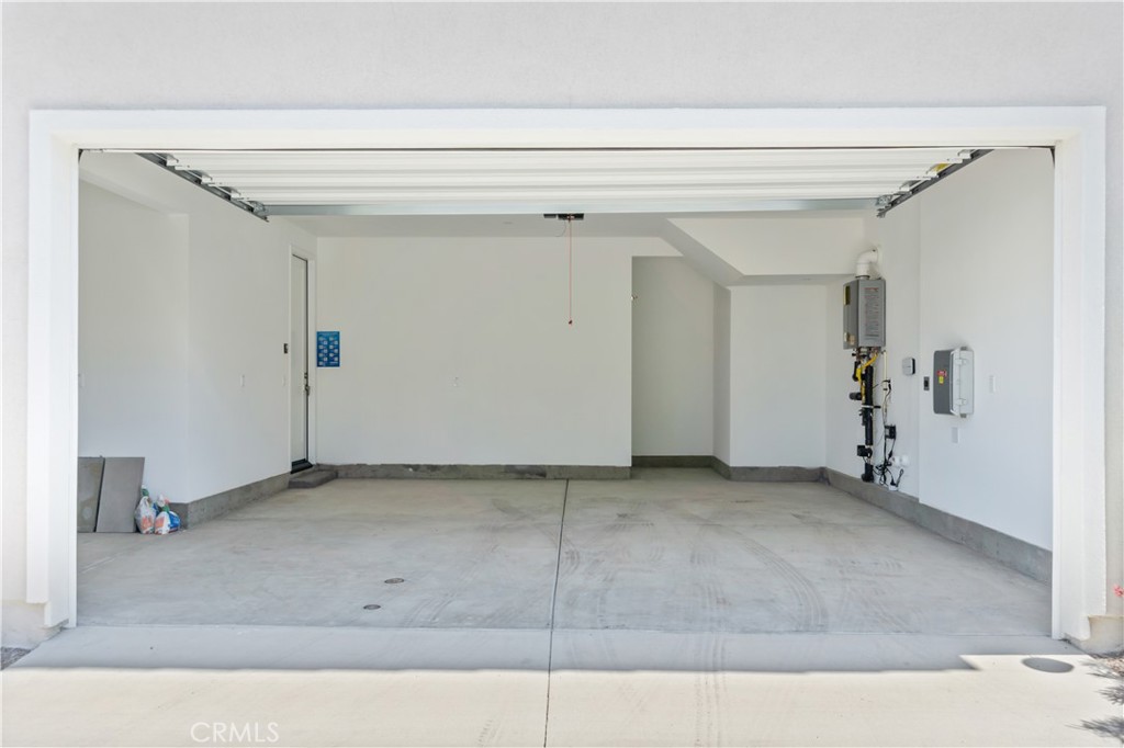 156 Chorus Irvine, CA 92618 - Photo 33 of 45 a view of a garage