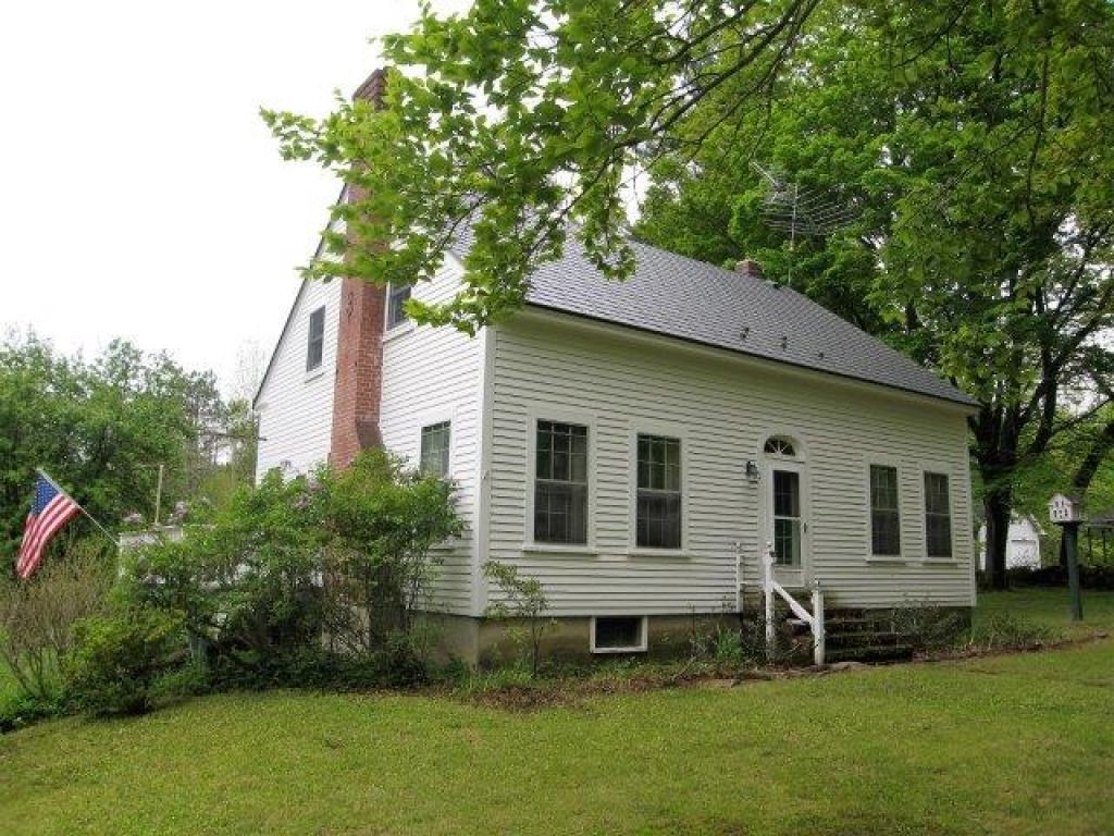 11 Dublin Road Jaffrey, NH 03452 - Photo 1 of 27