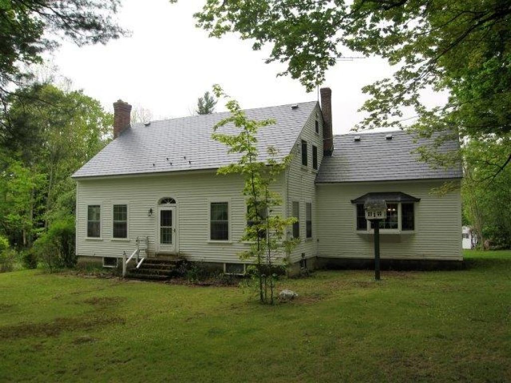 11 Dublin Road Jaffrey, NH 03452 - Photo 2 of 27