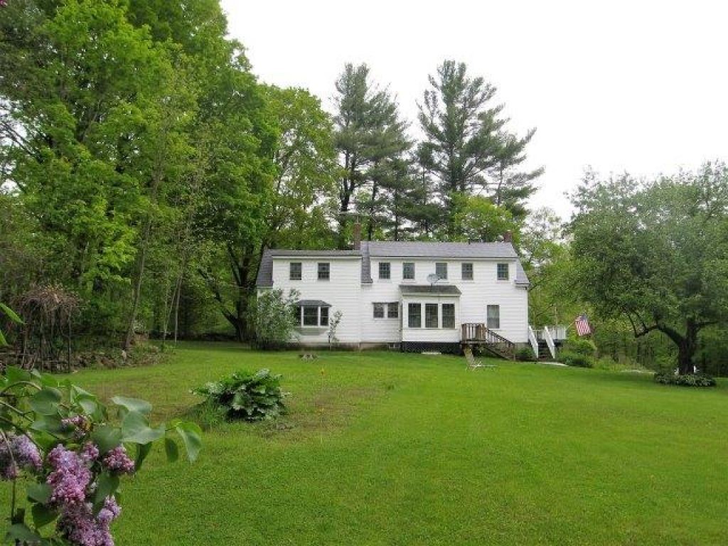 11 Dublin Road Jaffrey, NH 03452 - Photo 4 of 27
