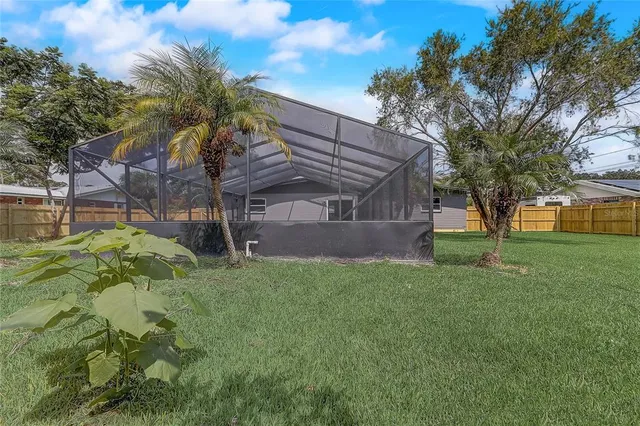 $419,999 | 949 Pineapple Road, South Daytona, FL 32119