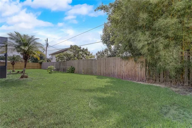 $419,999 | 949 Pineapple Road, South Daytona, FL 32119